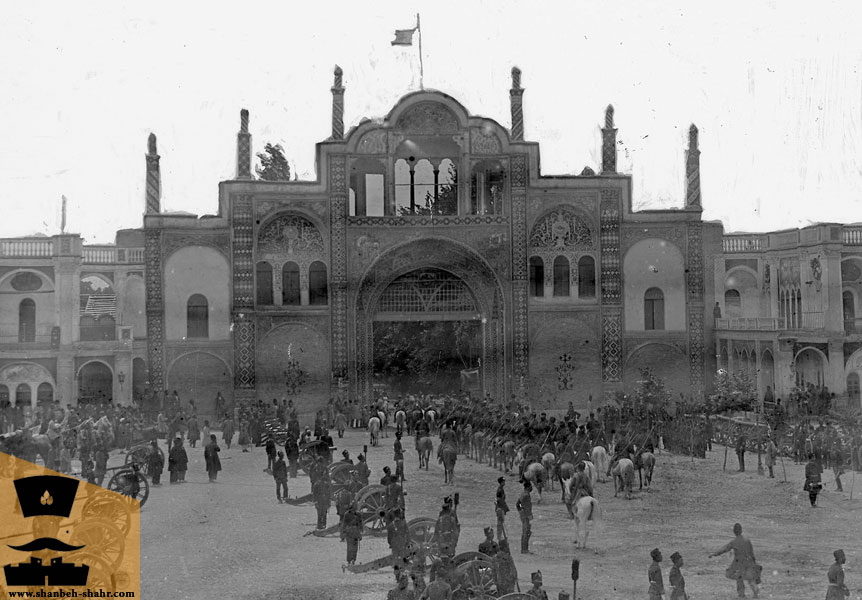 میدان توپخانه، جلوه‌گاه زندگی شهر 