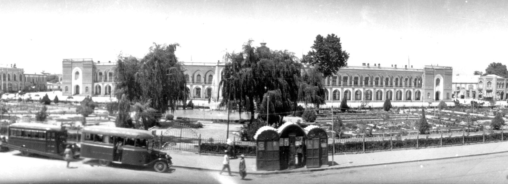 میدان توپخانه، جلوه‌گاه زندگی شهر 